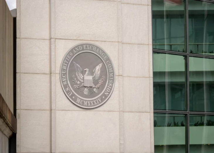US SEC Re-Opens Infamous Bitcoin Scammer Case
