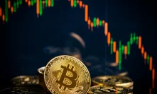 Analyst: Short-Term Correction Expected if Bitcoin Drops Below $3,600
