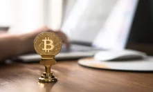 Bitcoin Remains Range-Bound At $7,000, Analysts Bearish