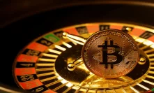 Why Play on Bitcoin Casinos Instead of Playing on Regular Online Casinos