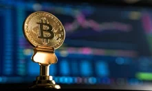 “Crypto Isn’t Dead” — Bitcoin Hits $6,400, Altcoins…