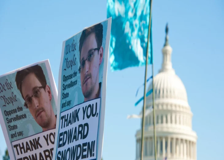 Edward Snowden Bullish On Crypto: Blockchain Money Makes Sense